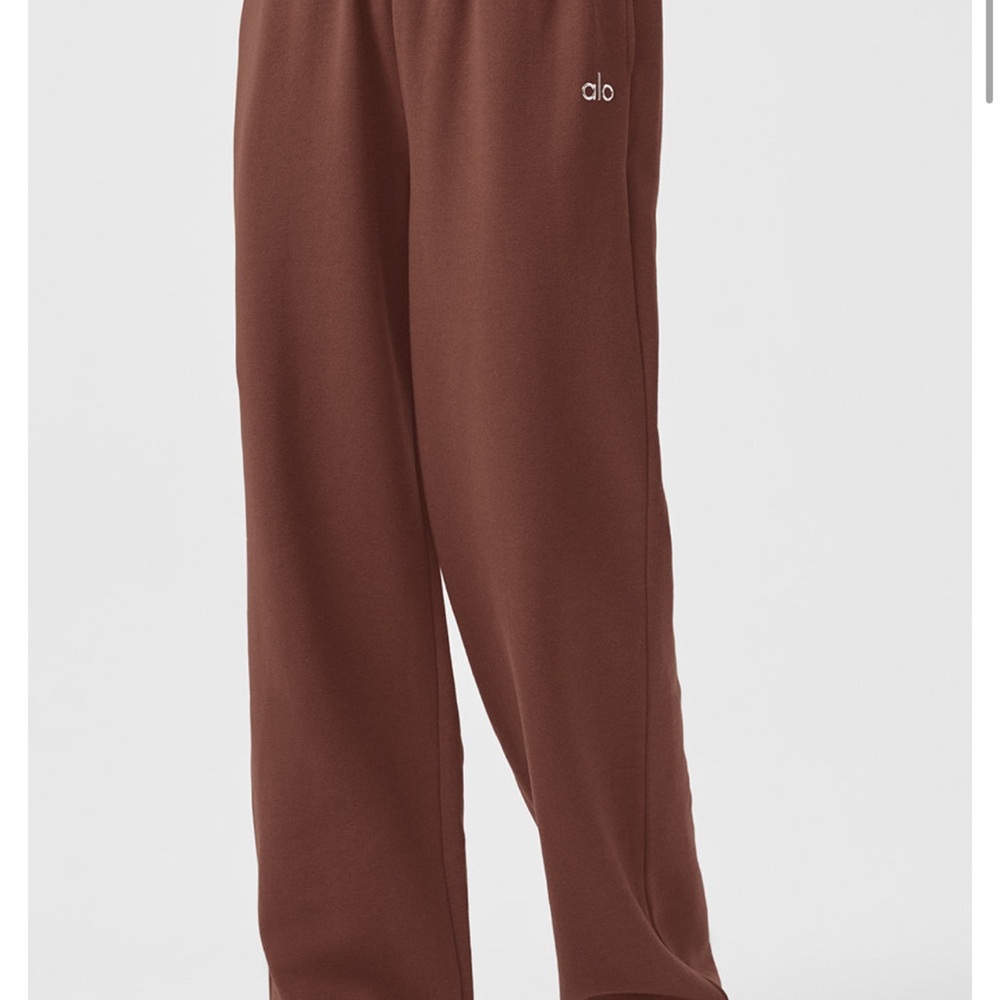 NWT Alo chestnut brown sweatpants